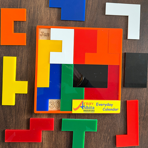 Every Day Infinity Calendar Puzzle